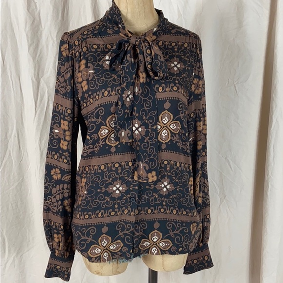 Novella Royale Tops - Novella Royale Floral top